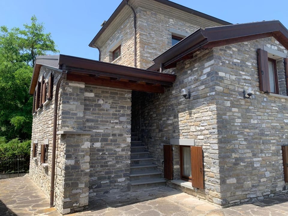 FuoriPorta Affitti Brevi - Borgo Scorza House in Liguria