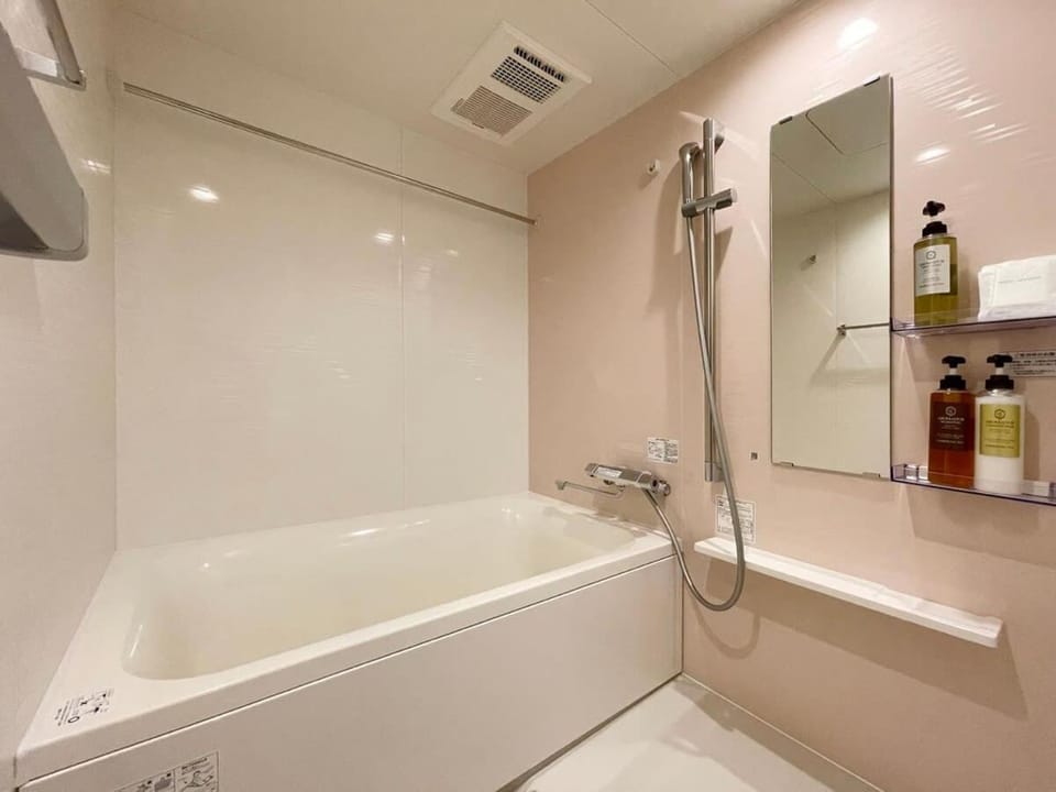 b hotel M's lea - 2BR Modern Apartment next to Peace Park 10 Ppl Apartment in Hiroshima