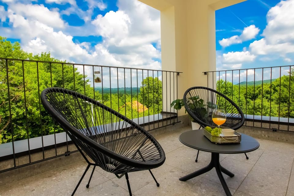 Balcony/Terrace, Seating area