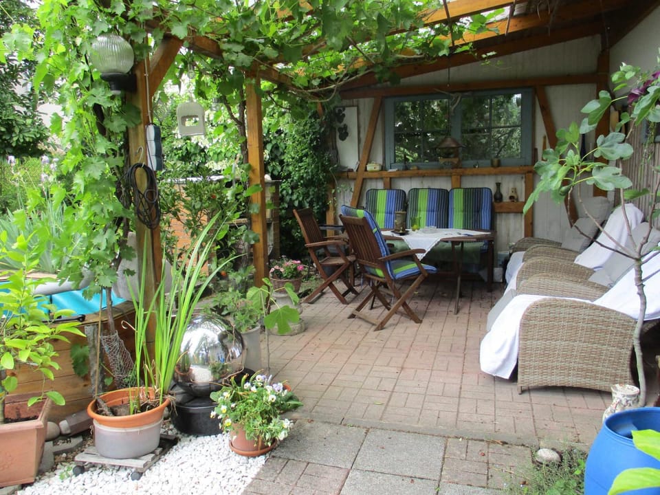 Garden, Balcony/Terrace