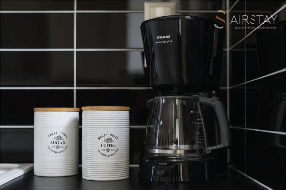 Coffee/tea facilities, kitchen