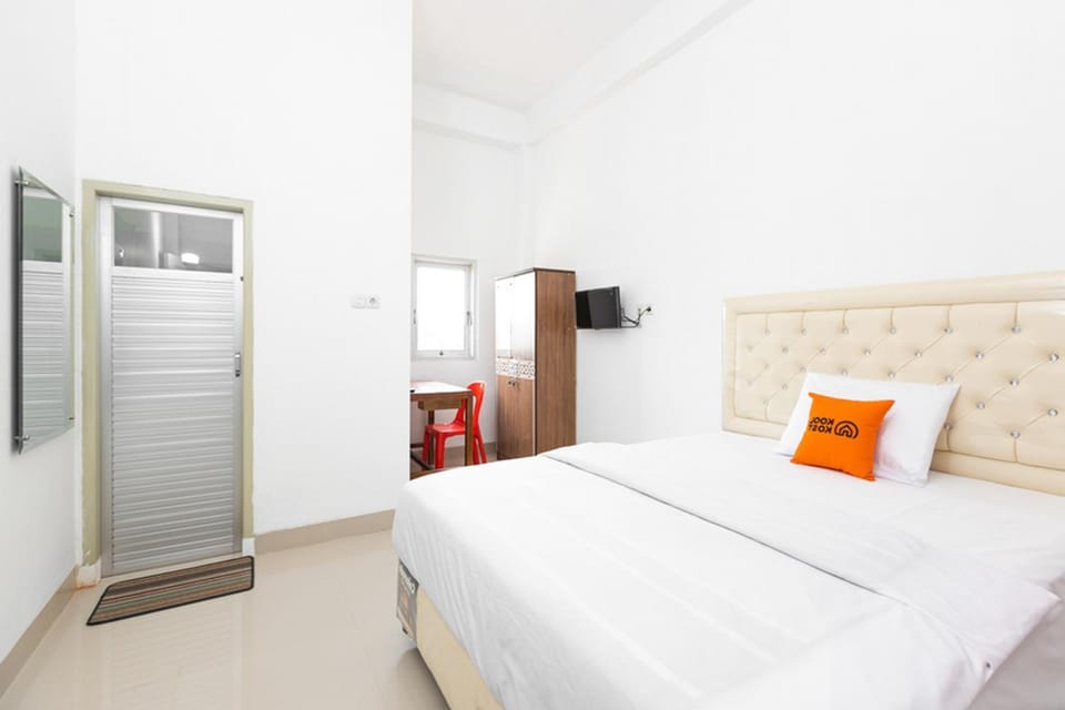 RedDoorz at Losari Area 2 Makassar Hotel in Indonesia