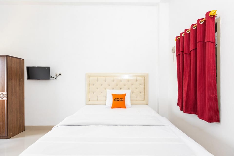 RedDoorz at Losari Area 2 Makassar Hotel in Indonesia