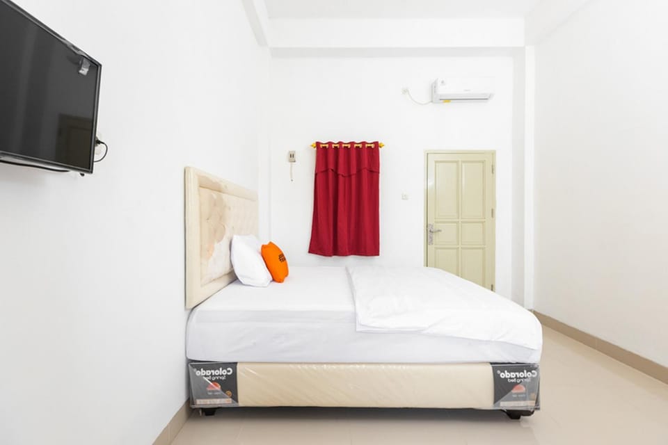 RedDoorz at Losari Area 2 Makassar Hotel in Indonesia