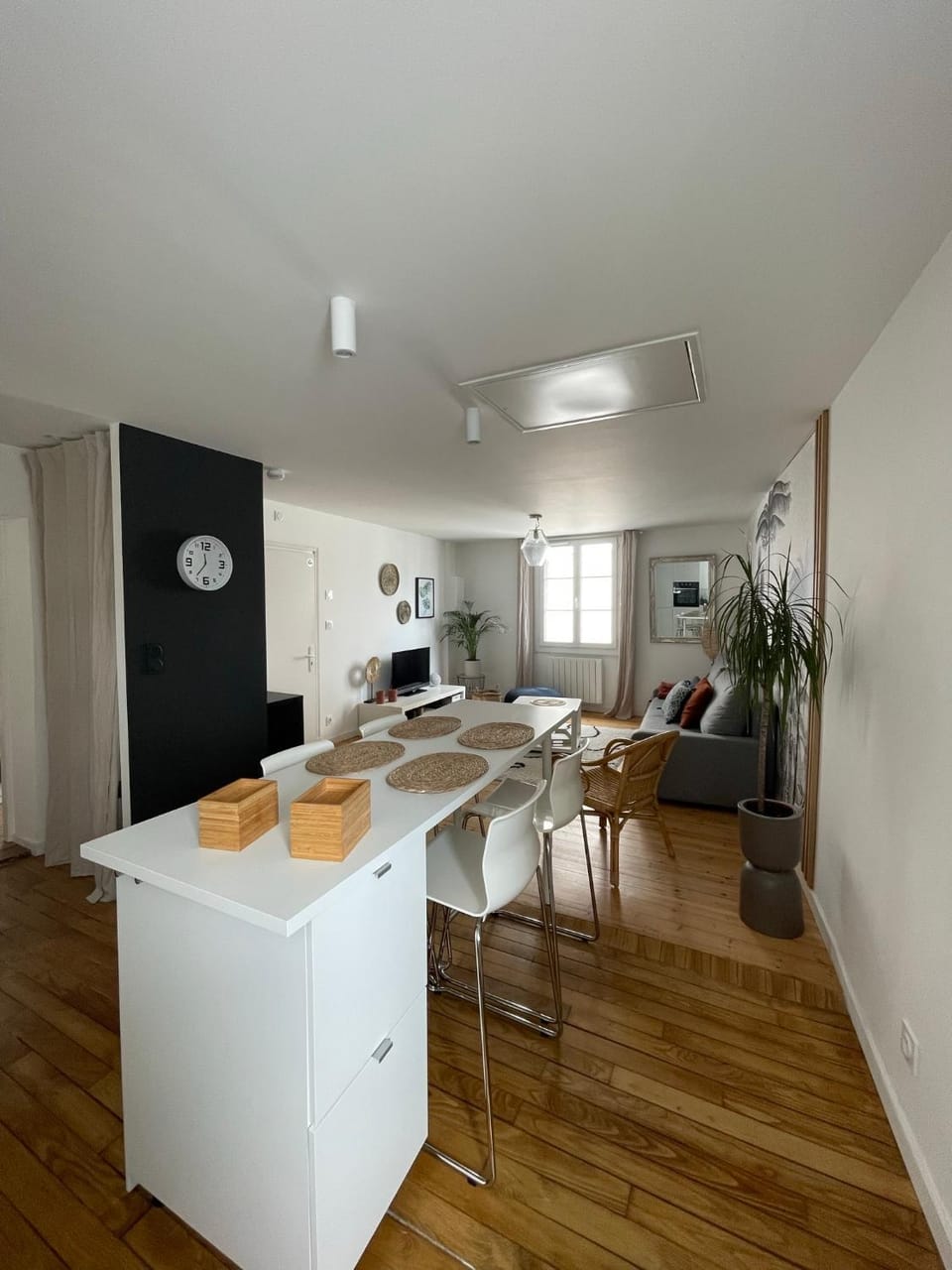 Appartement au coeur du quartier historique Apartment in Séné