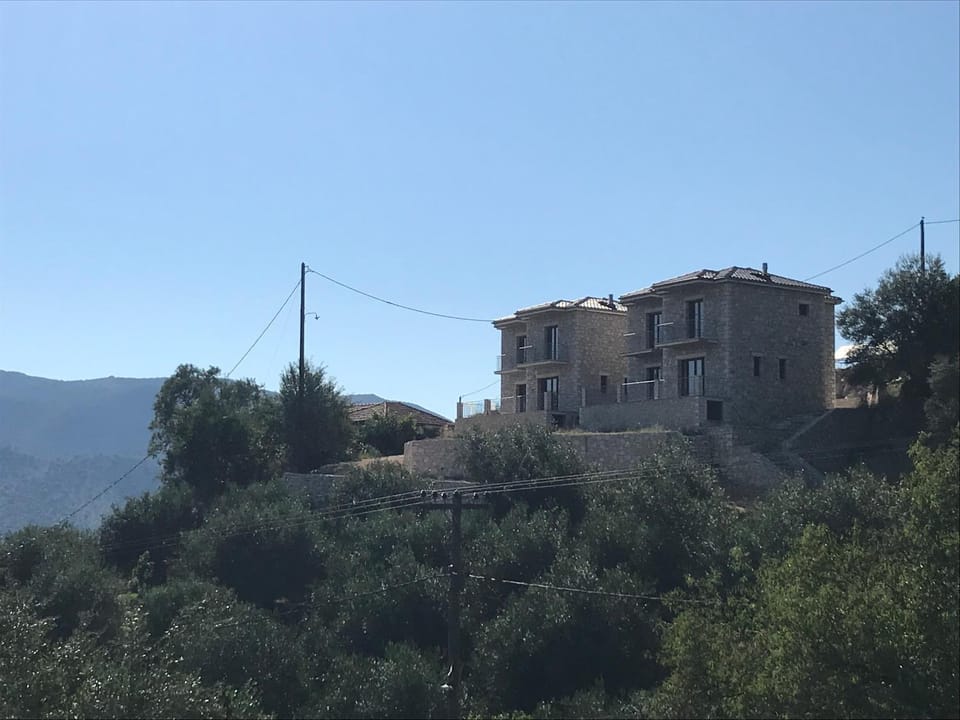 View (from property/room), City view, Lake view, Landmark view, Mountain view, Street view, Quiet street view, Inner courtyard view