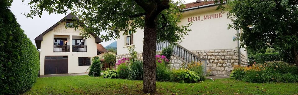 Property building, Garden, Garden view