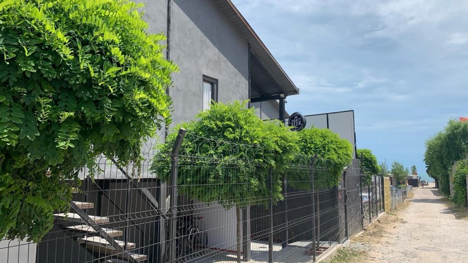 Property building, Garden view