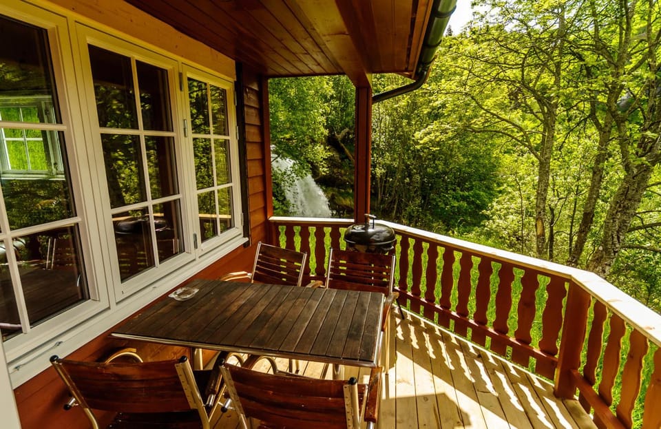 Patio, View (from property/room), Dining area