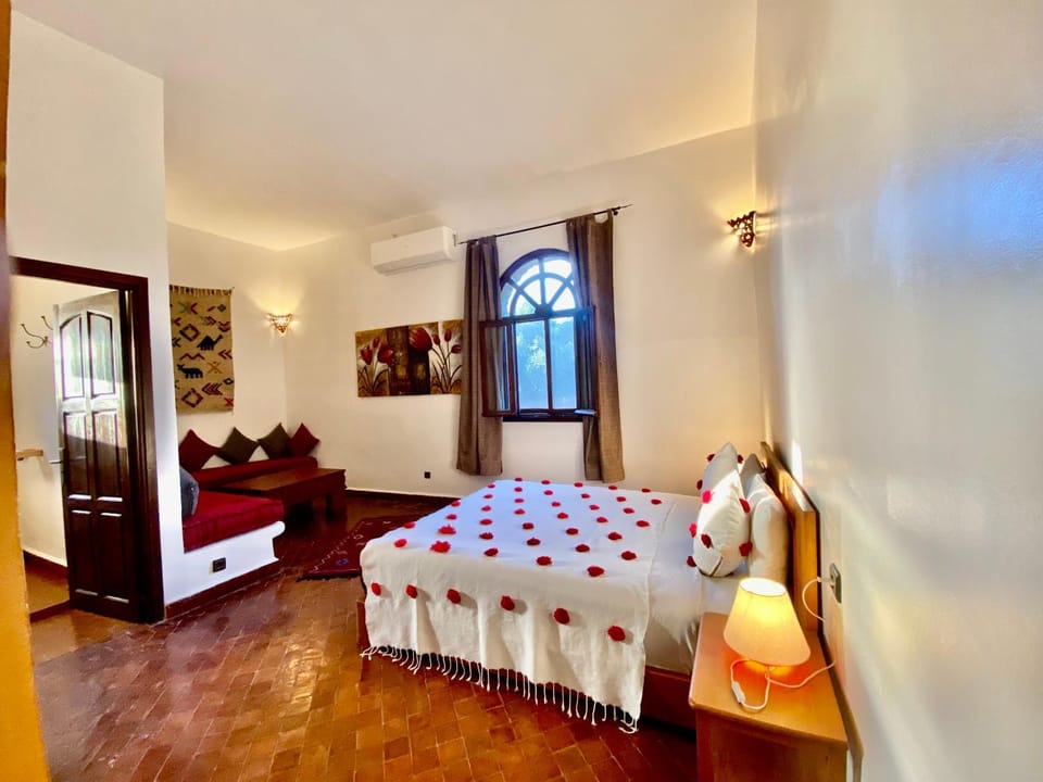 Riad les trois merveilles Bed and Breakfast in Marrakesh-Safi