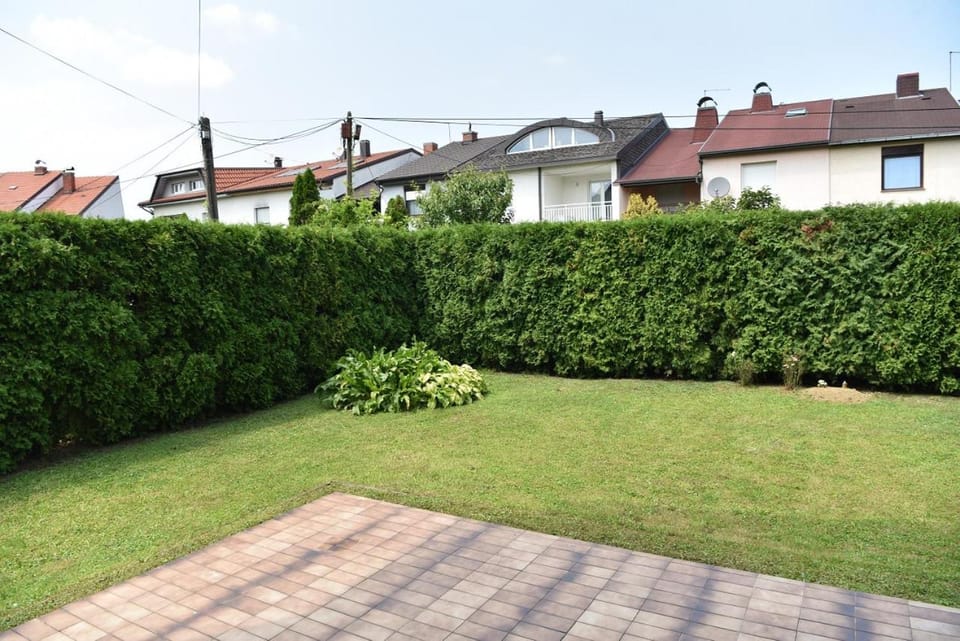 Garden, Balcony/Terrace
