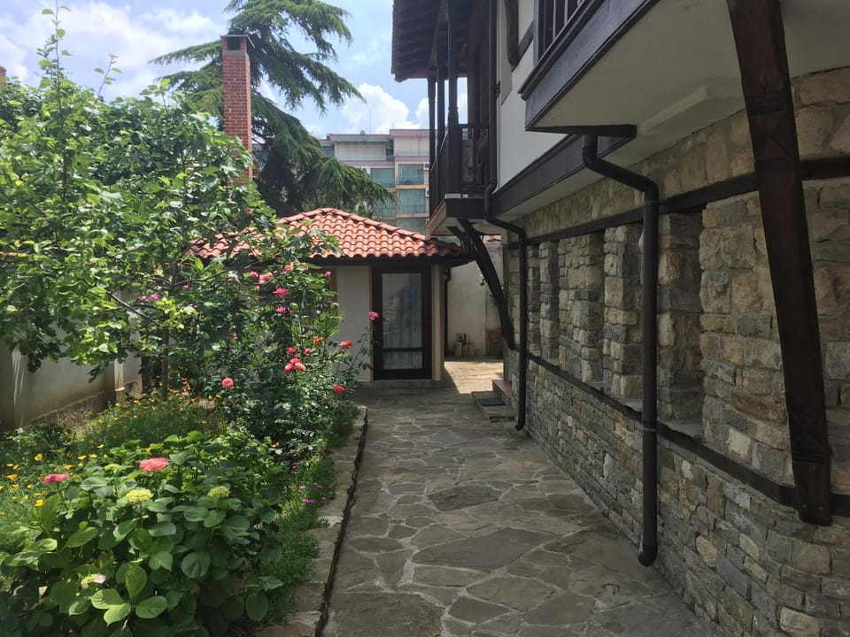 Property building, Patio, Garden
