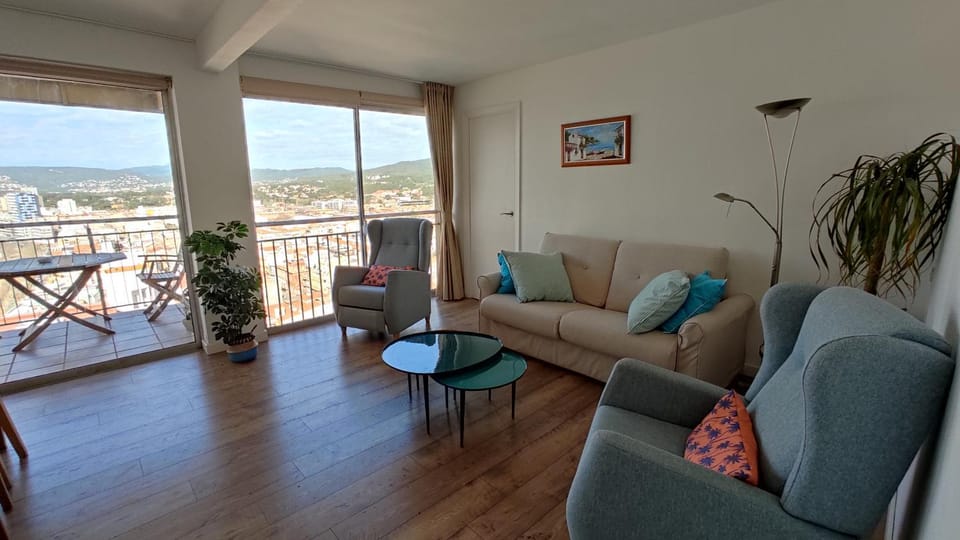 View (from property/room), View (from property/room), Living room, Mountain view, Mountain view