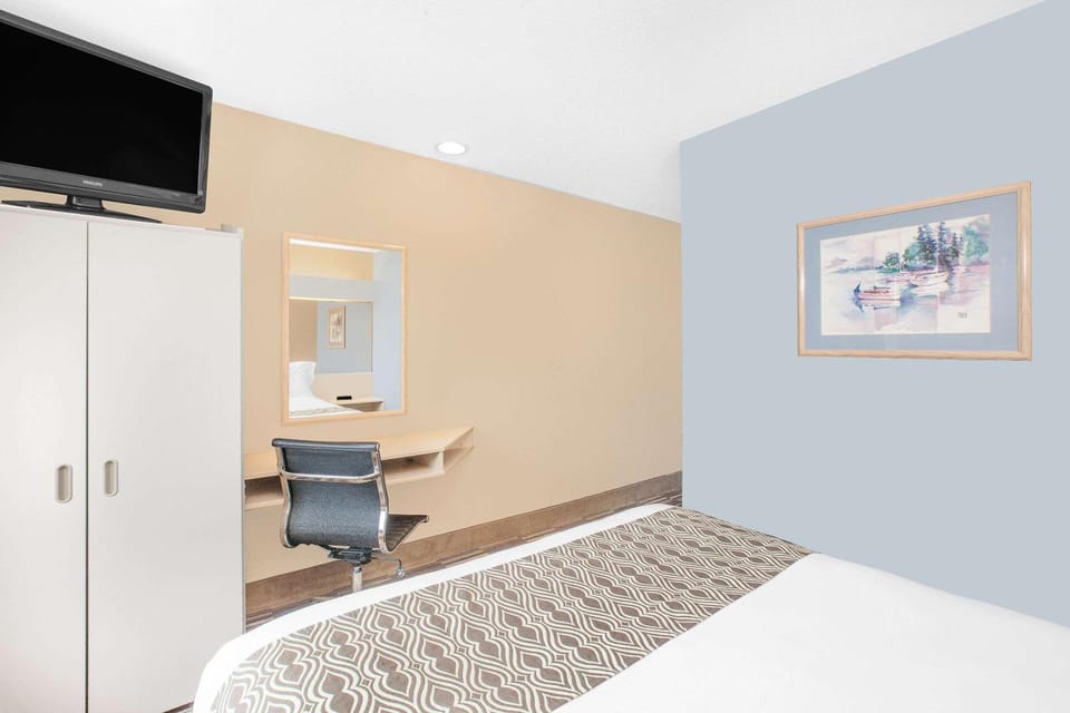 Photo of the whole room, On site