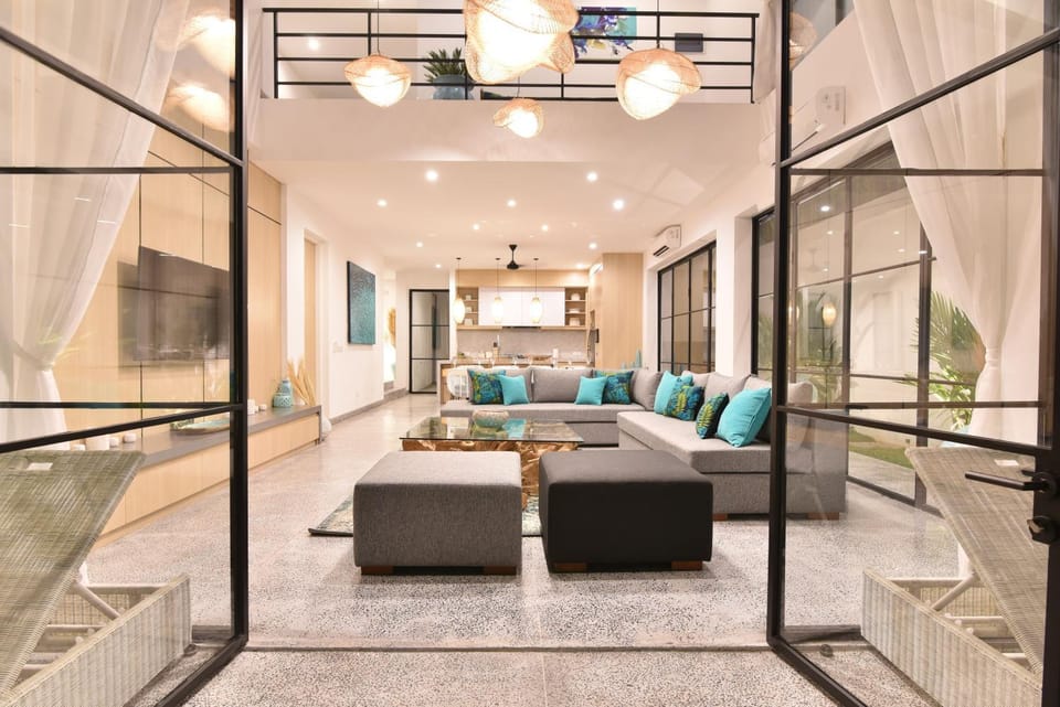 Photo of the whole room