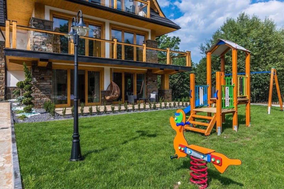 Spring, Day, Natural landscape, Children play ground, Garden, Garden view