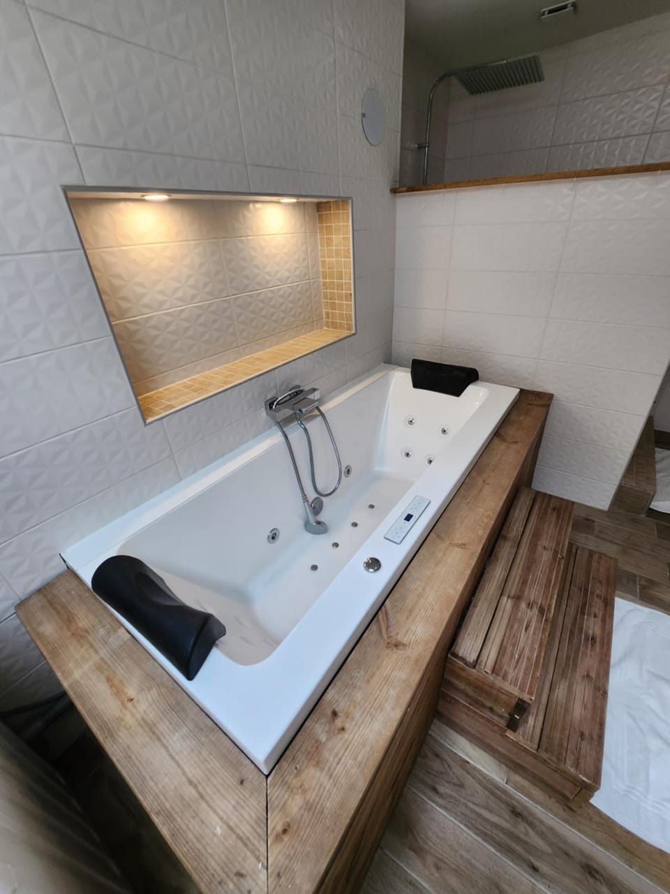 Hot Tub, Bathroom, Bath