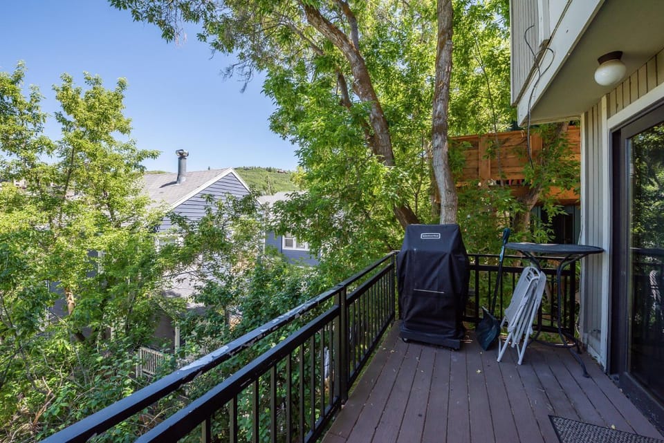 BBQ facilities, Balcony/Terrace