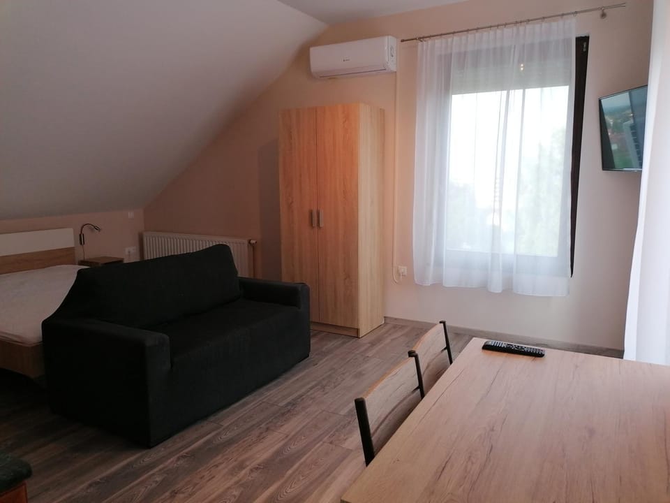 Anikó Apartman Vacation rental in Hungary