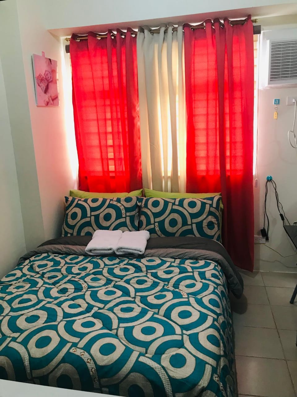 Shanilyn Residency Urban Deca Towers EDSA mandaluyong Unlimited INTERNET AND NETFLIX Apartment in Mandaluyong