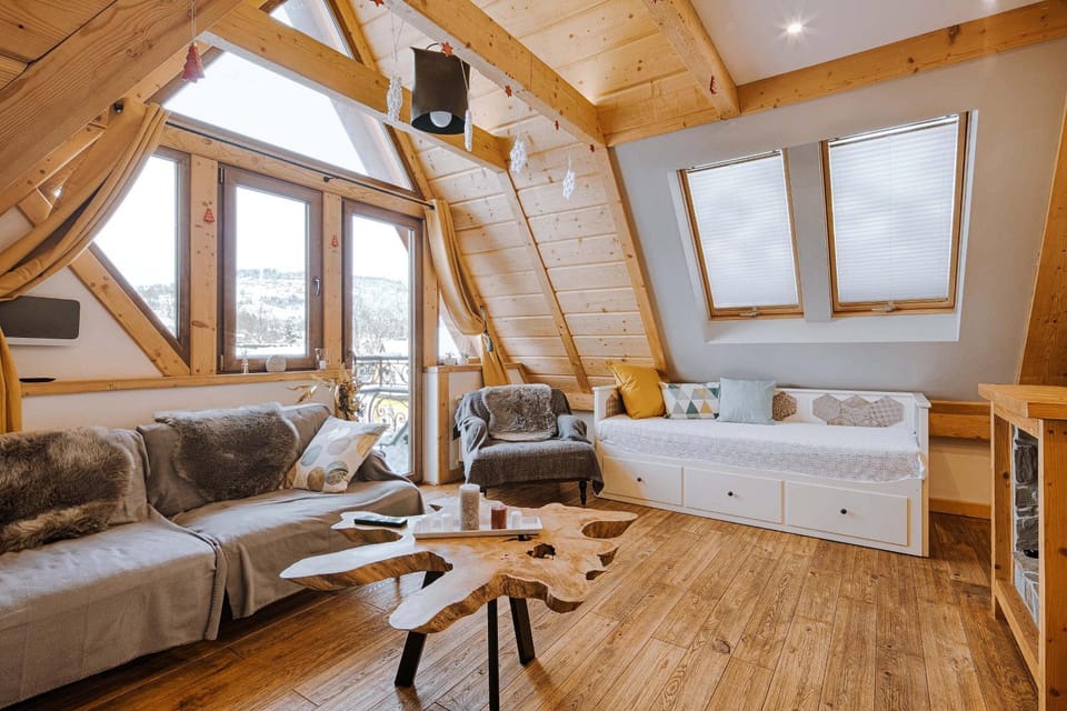 Living room, Photo of the whole room, Seating area