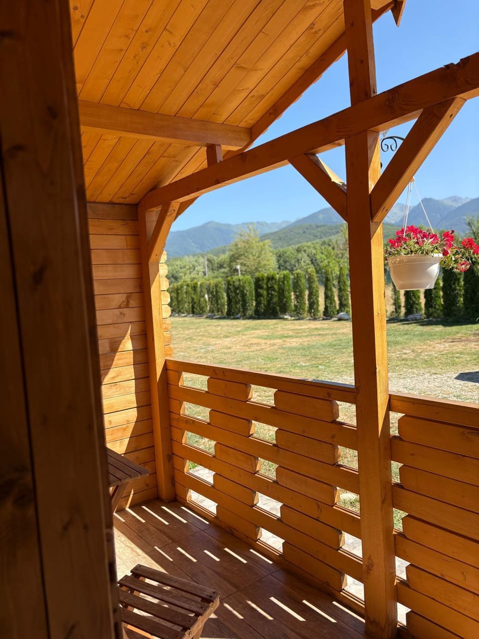 Casa Fericirii Nature lodge in Romania