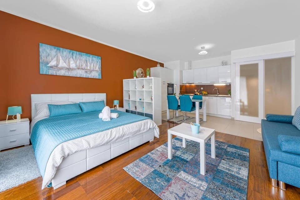 Bed, Living room, Seating area