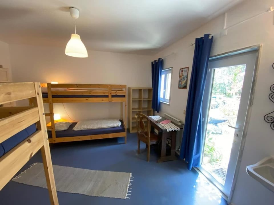 Da Silva Surfcamp 4 Bettzimmer mit Frühstück Bed and Breakfast in Lisbon District