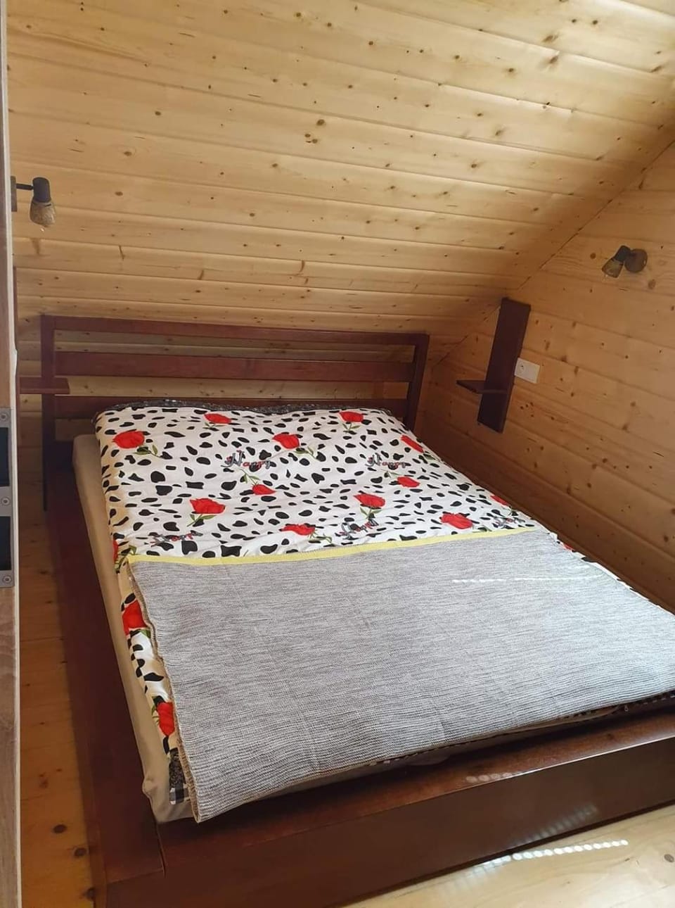 Sowia chatka Nature lodge in Lower Silesian Voivodeship