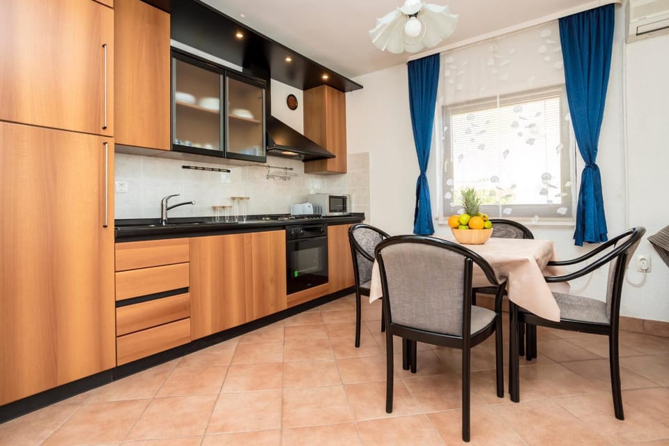 Apartment Maui Apartment in Primorje-Gorski Kotar County