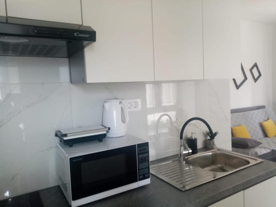 Coffee/tea facilities, Kitchen or kitchenette, microwave, toaster, kitchen