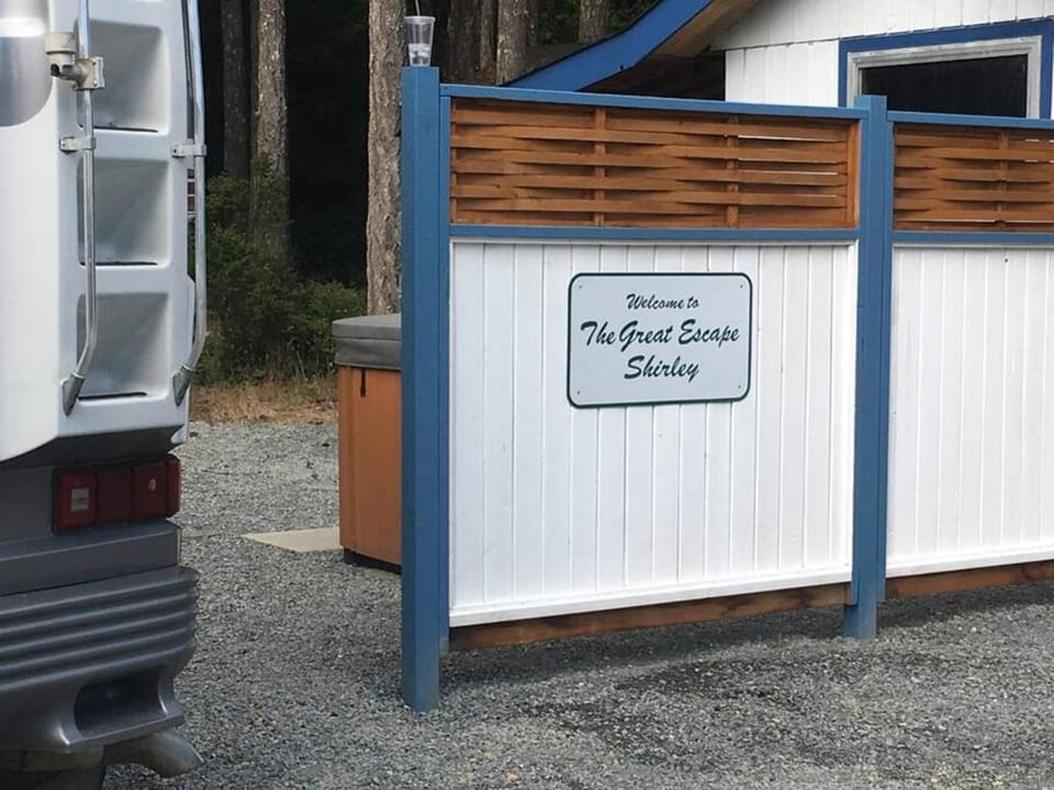 The Great Escape - Shirley House in Vancouver Island