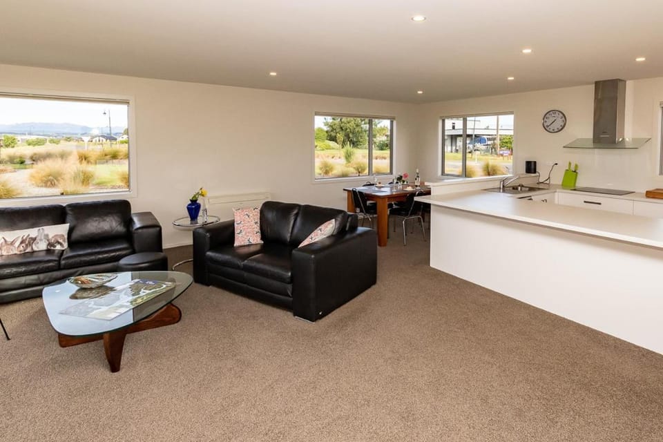 Poppa Pete's - Te Anau Holiday Home House in Te Anau