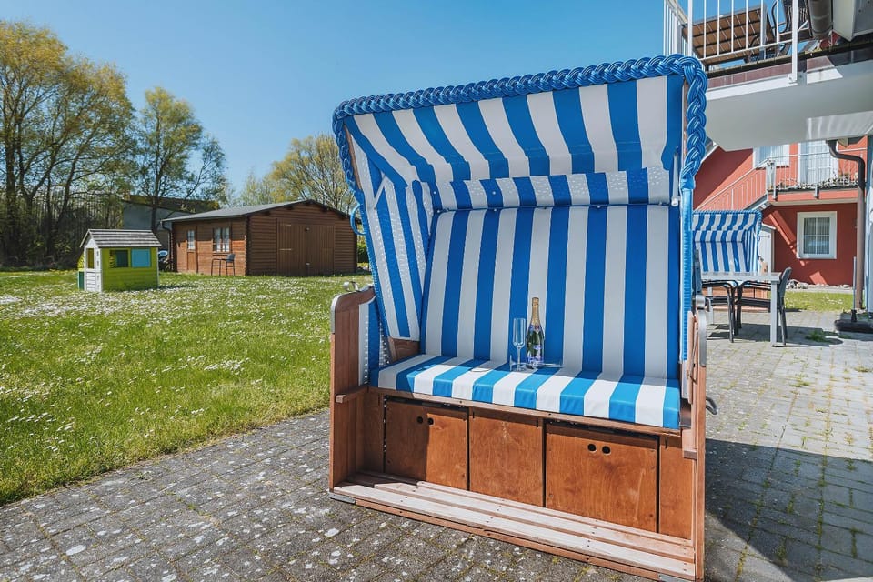 Property building, Balcony/Terrace