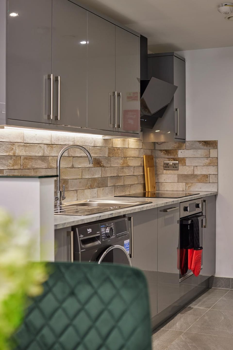 Kitchen or kitchenette