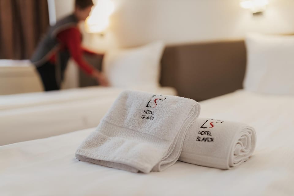 Property logo or sign, Logo/Certificate/Sign, Bedroom, towels, towels