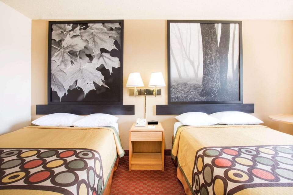 Photo of the whole room, On site