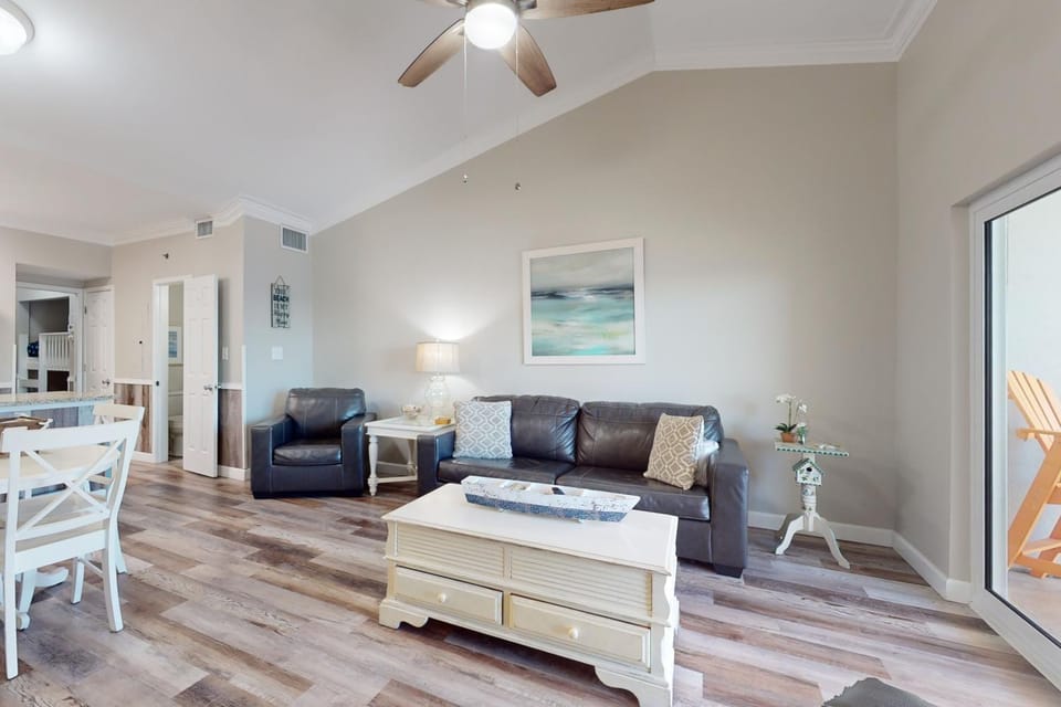 Tropic Isles 802 Apartment in West Beach