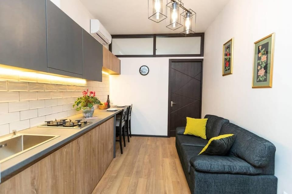 Wehost Apartment With 3 Bedrooms Apartment in Tbilisi, Georgia