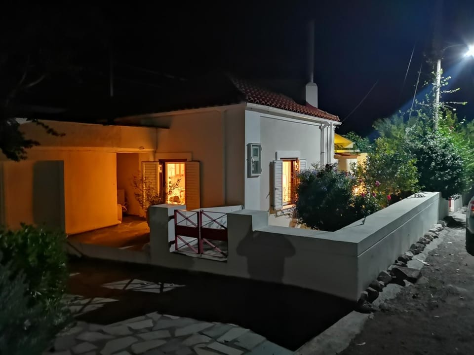 Property building, Facade/entrance, Quiet street view, Facility for disabled guests