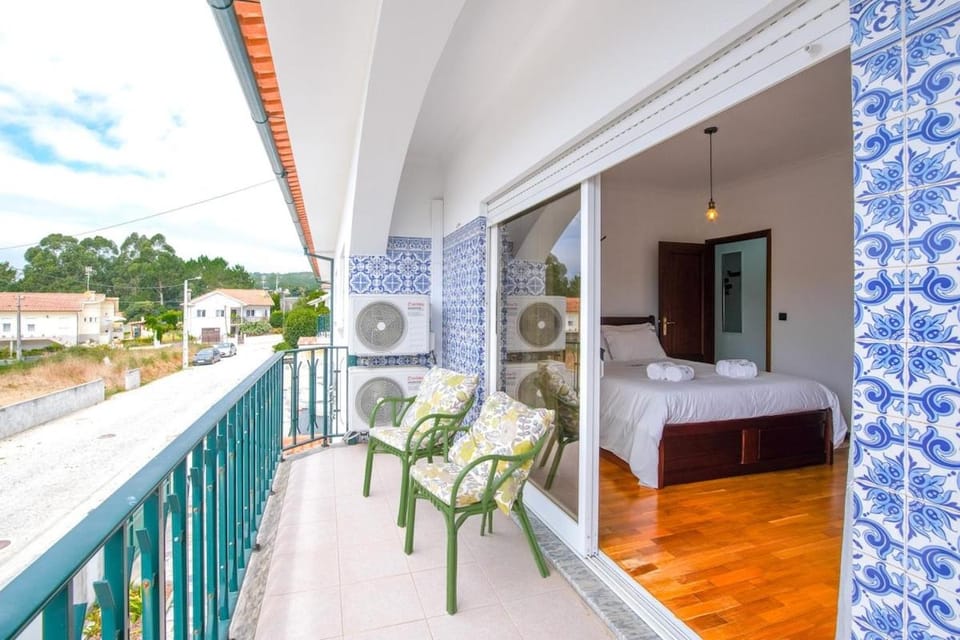 Private Gardened House - 5min from the beach Bed and Breakfast in Viana do Castelo District