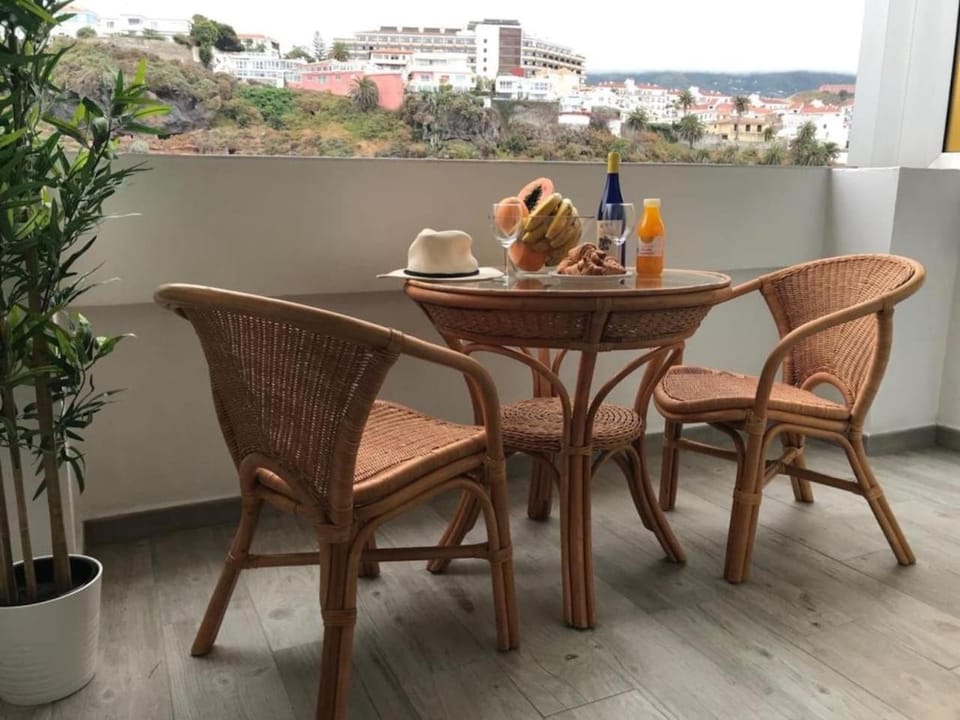 View (from property/room), Balcony/Terrace