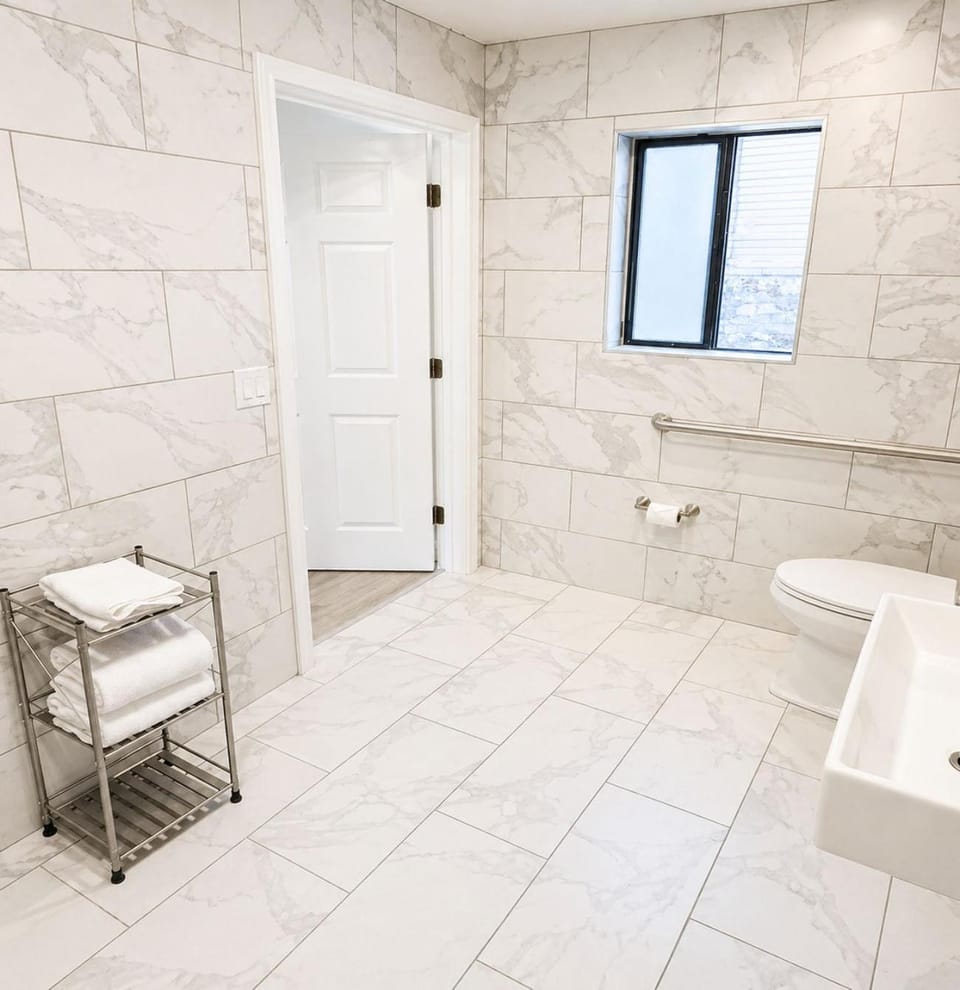 Toilet, Bathroom