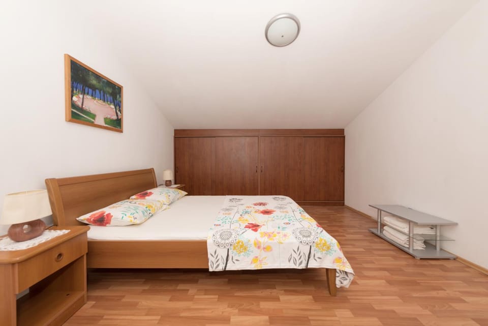 Apartments Zoka Apartment in Makarska