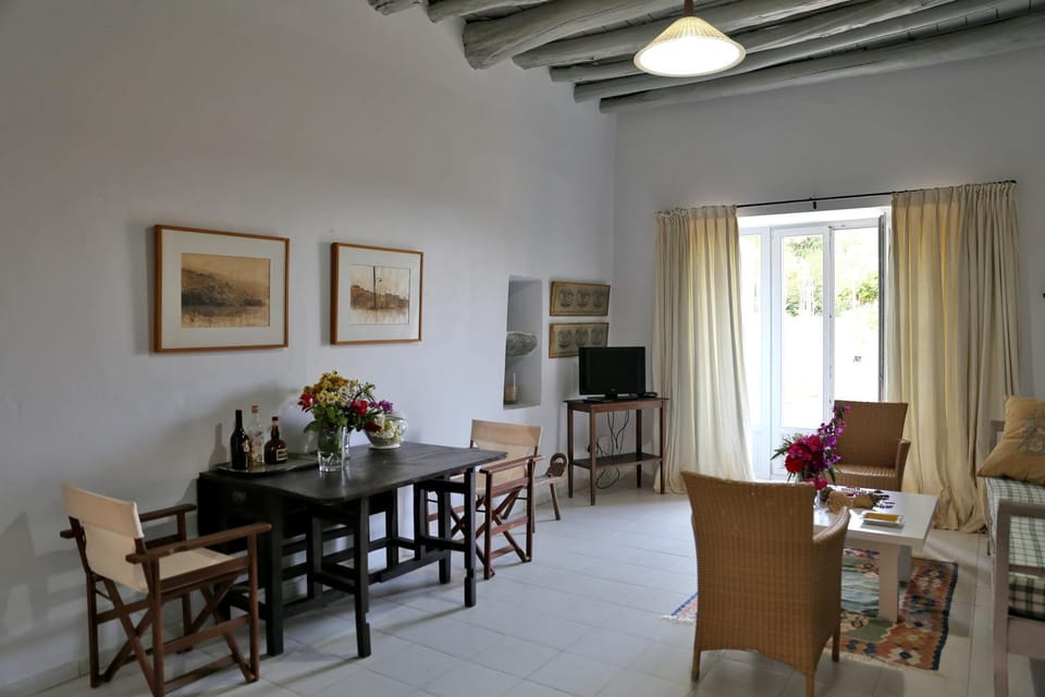 Apatouria Farmhouse Apartment in Decentralized Administration of the Aegean