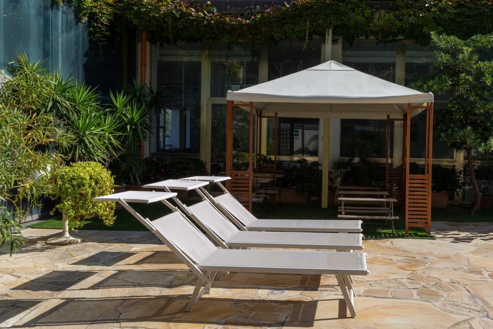 Kids's club, Swimming pool