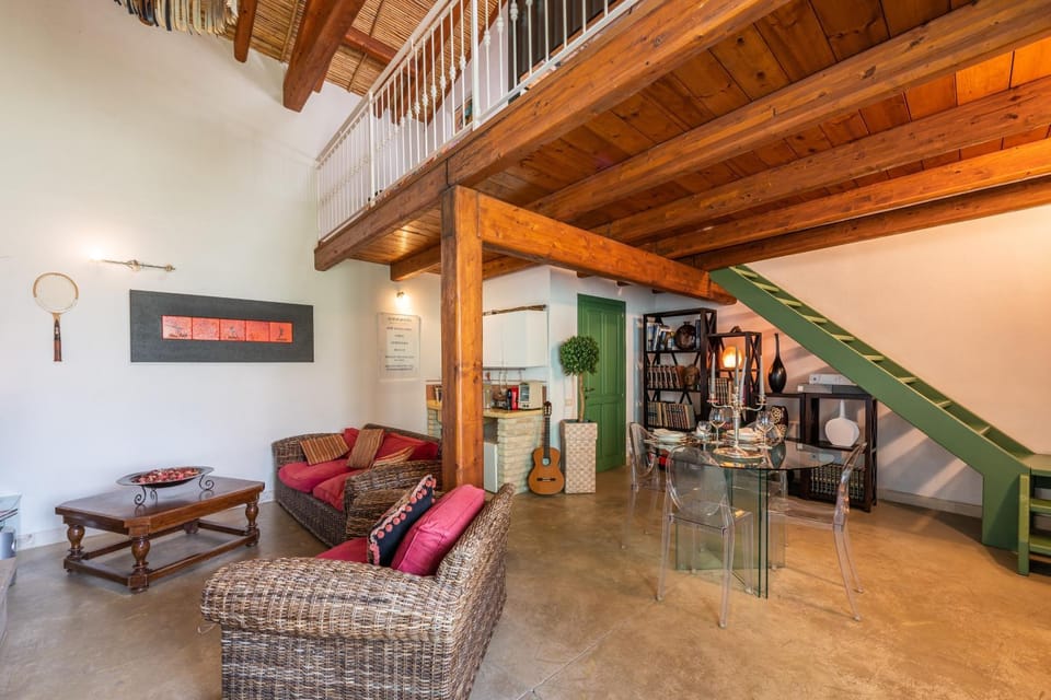 Property building, Living room