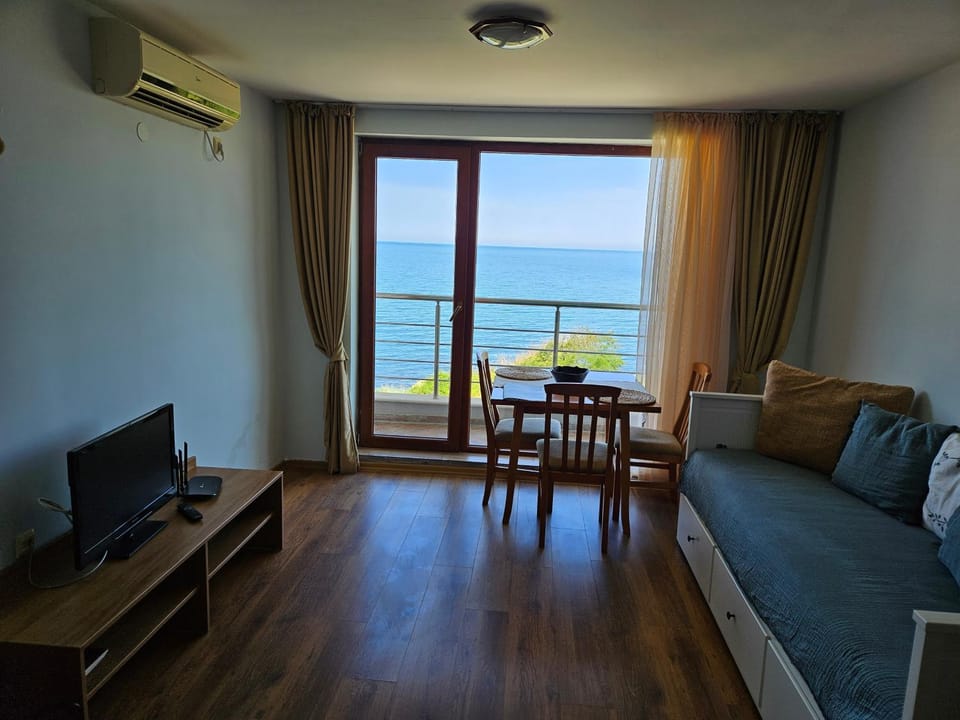 INESA Apartment in Burgas Province
