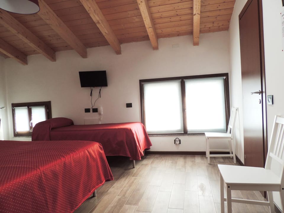 foresteria re artù Bed and Breakfast in Lombardy