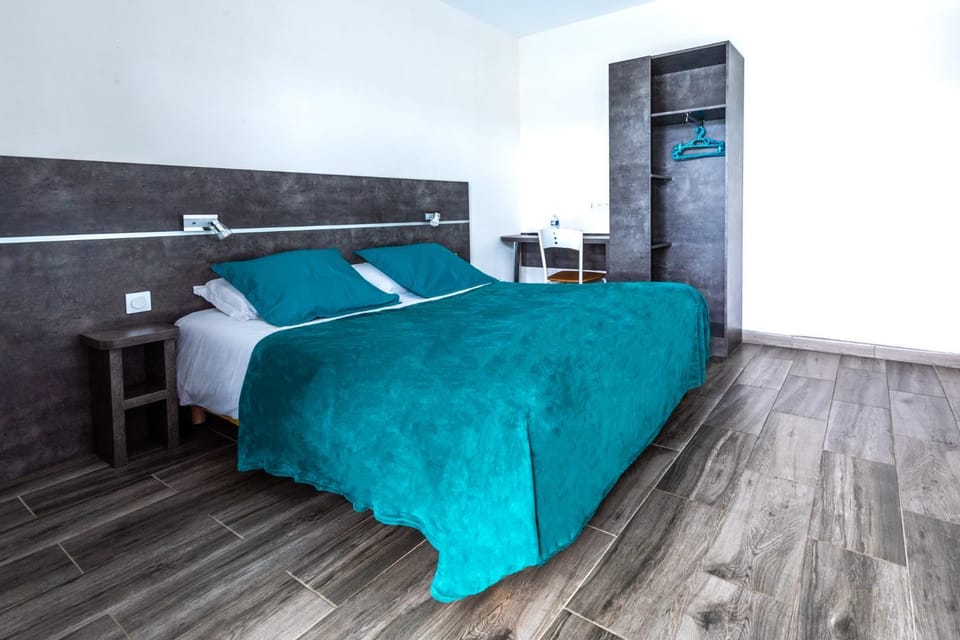 Hôtel de la Gare Hotel in Nouvelle-Aquitaine